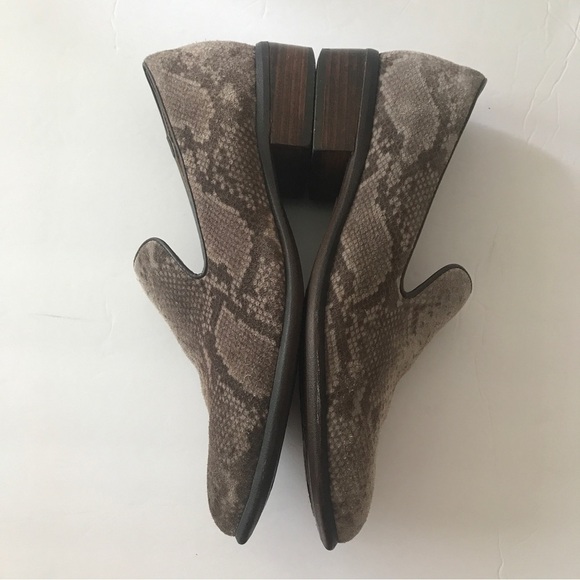 Sofft size 8.5 suede snakeskin comfort loafers tan & brown - Picture 4 of 11